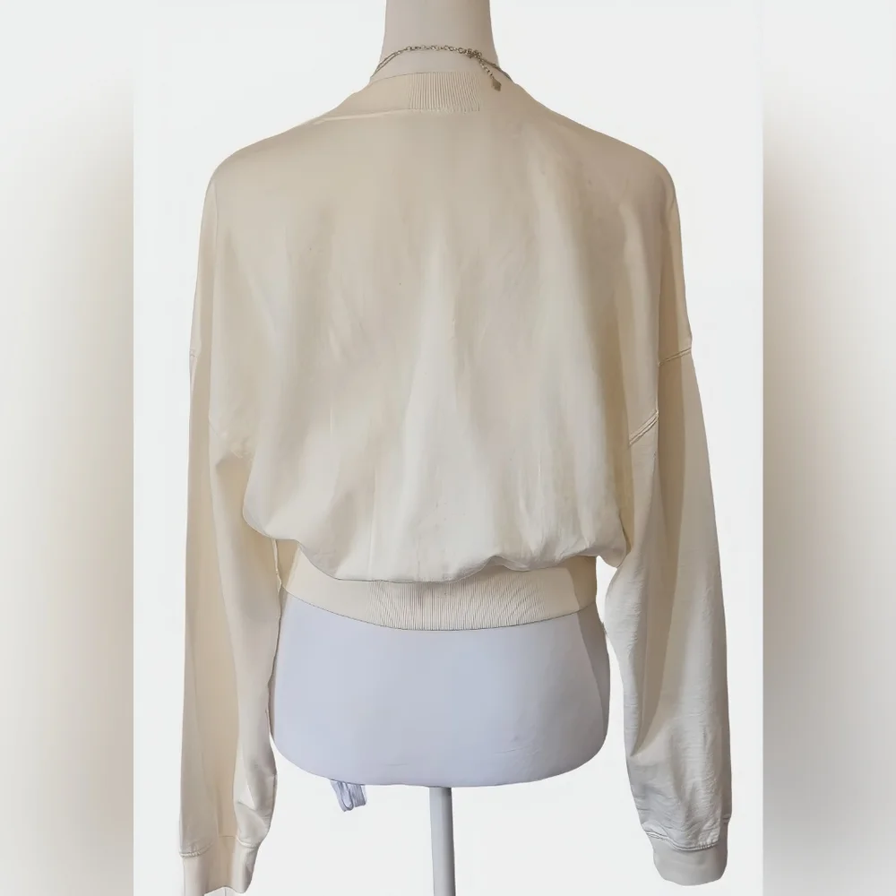 Hurley Cream Long Sleeve Crop Top - Picture 4 of 5